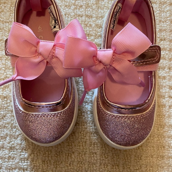 LOT OF BABY - TODDLER GIRL SHOES . LIKE NEW SZ 4-7 - Picture 12 of 16